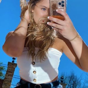 Meet your Posher, Julianna